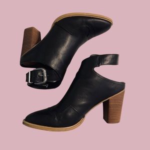 DV Dolce Vita Silver Buckle Booties Size 10 Ankle Boots